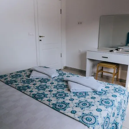 Lejlighedshotel Avisos And *